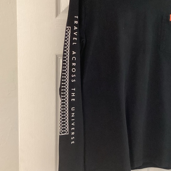 Zara Black and Red Graphic Long Sleeve Tee - Picture 2 of 6